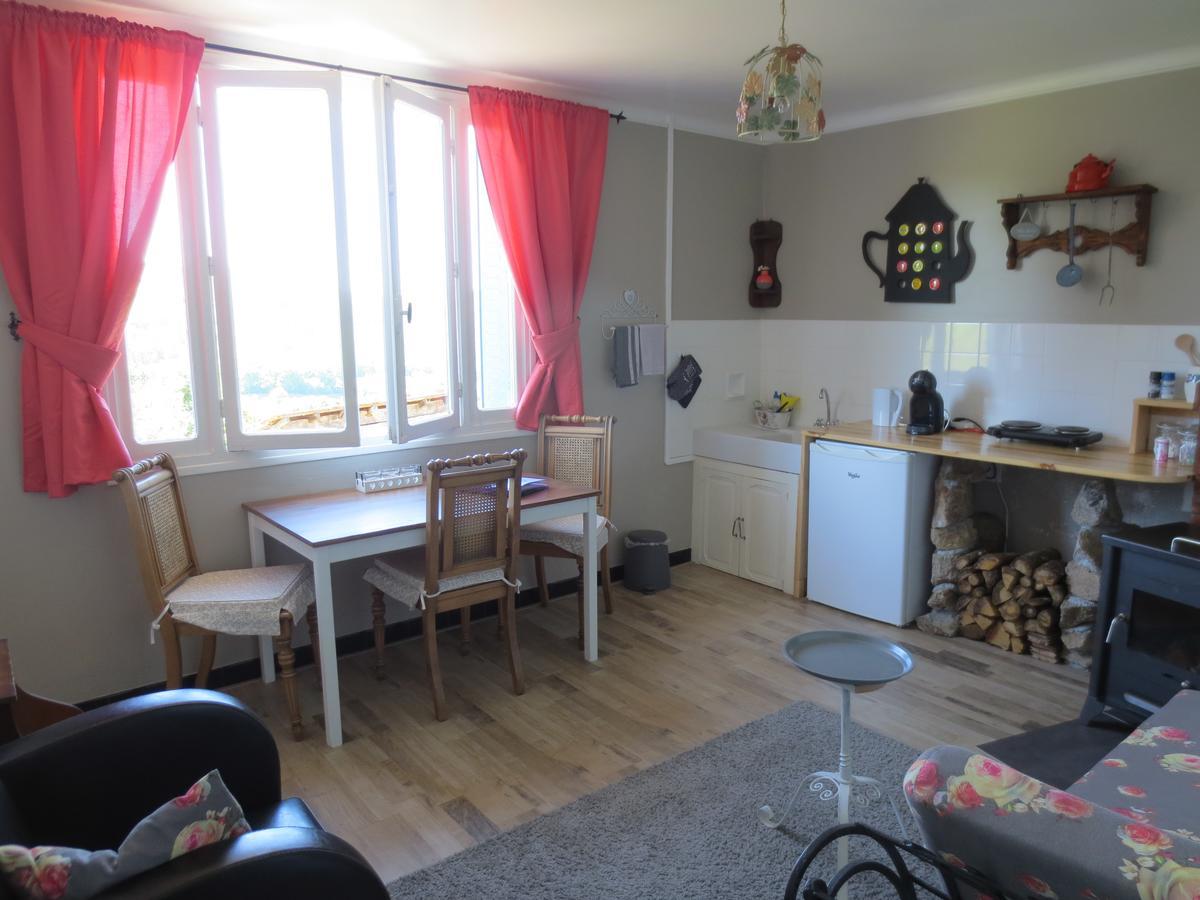 Saint-Julien-le-Petit Formidable B&B المظهر الخارجي الصورة
