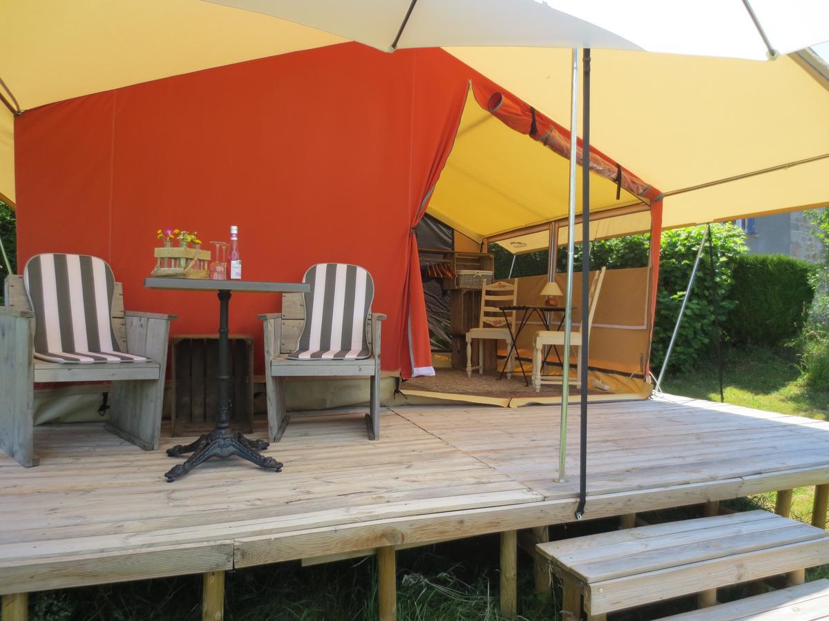 Saint-Julien-le-Petit Formidable B&B المظهر الخارجي الصورة
